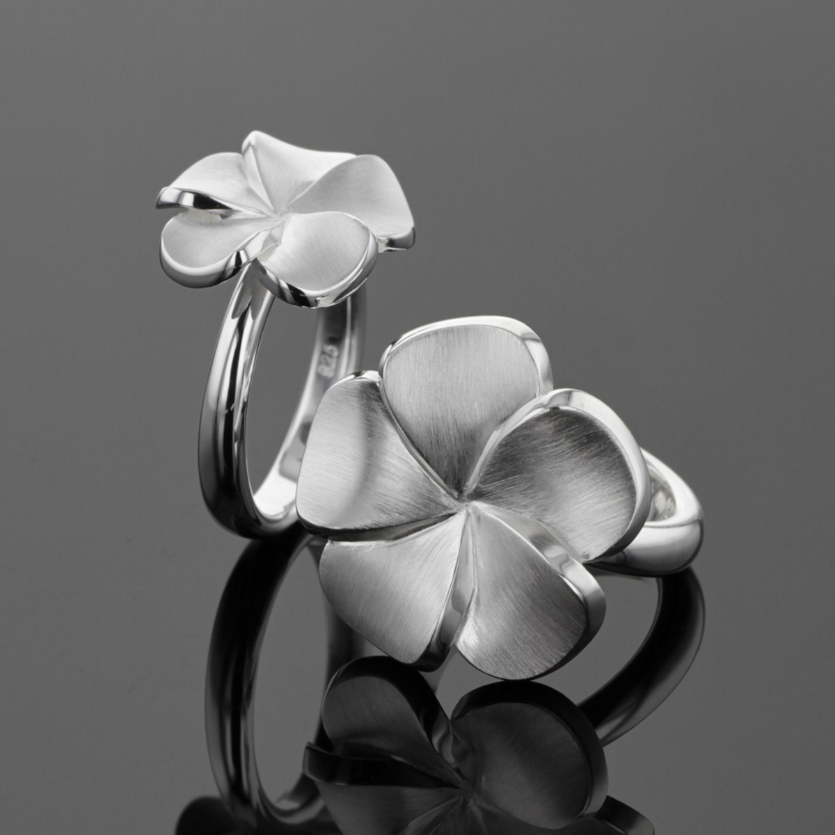 Silver flower jewellery Mauritius