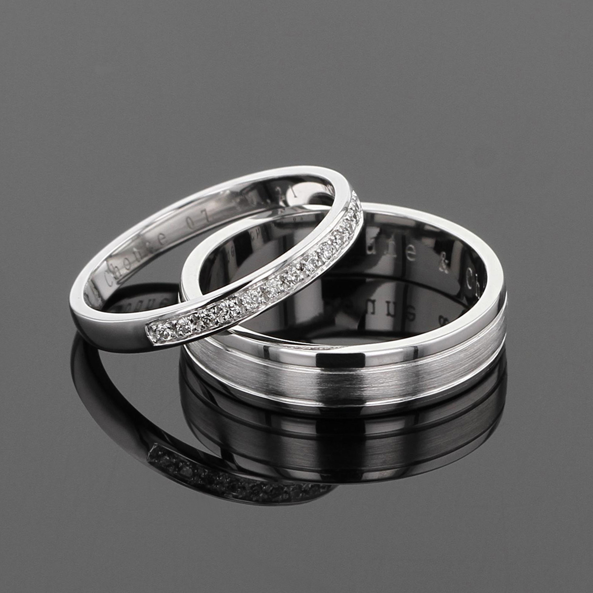 Polished and matted wedding band in white gold for him with a thinner, polished white gold and diamond ring for her