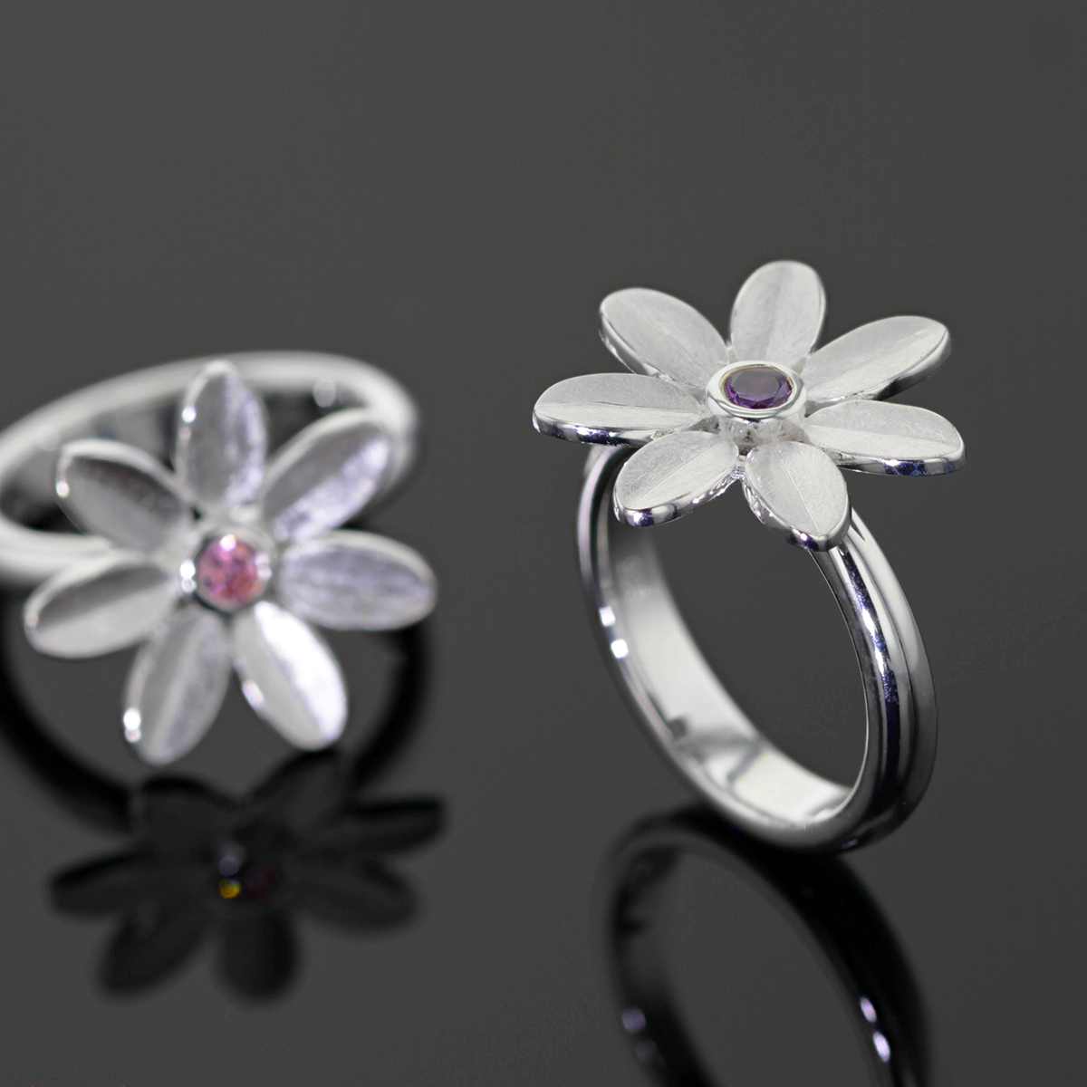 Silver flower rings made in Mauritius