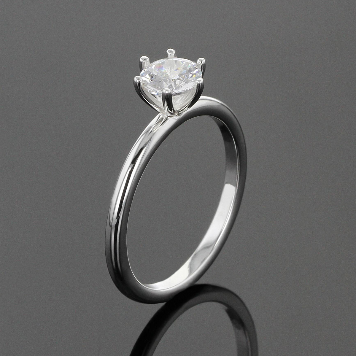 Polished sterling silver zirconia ring