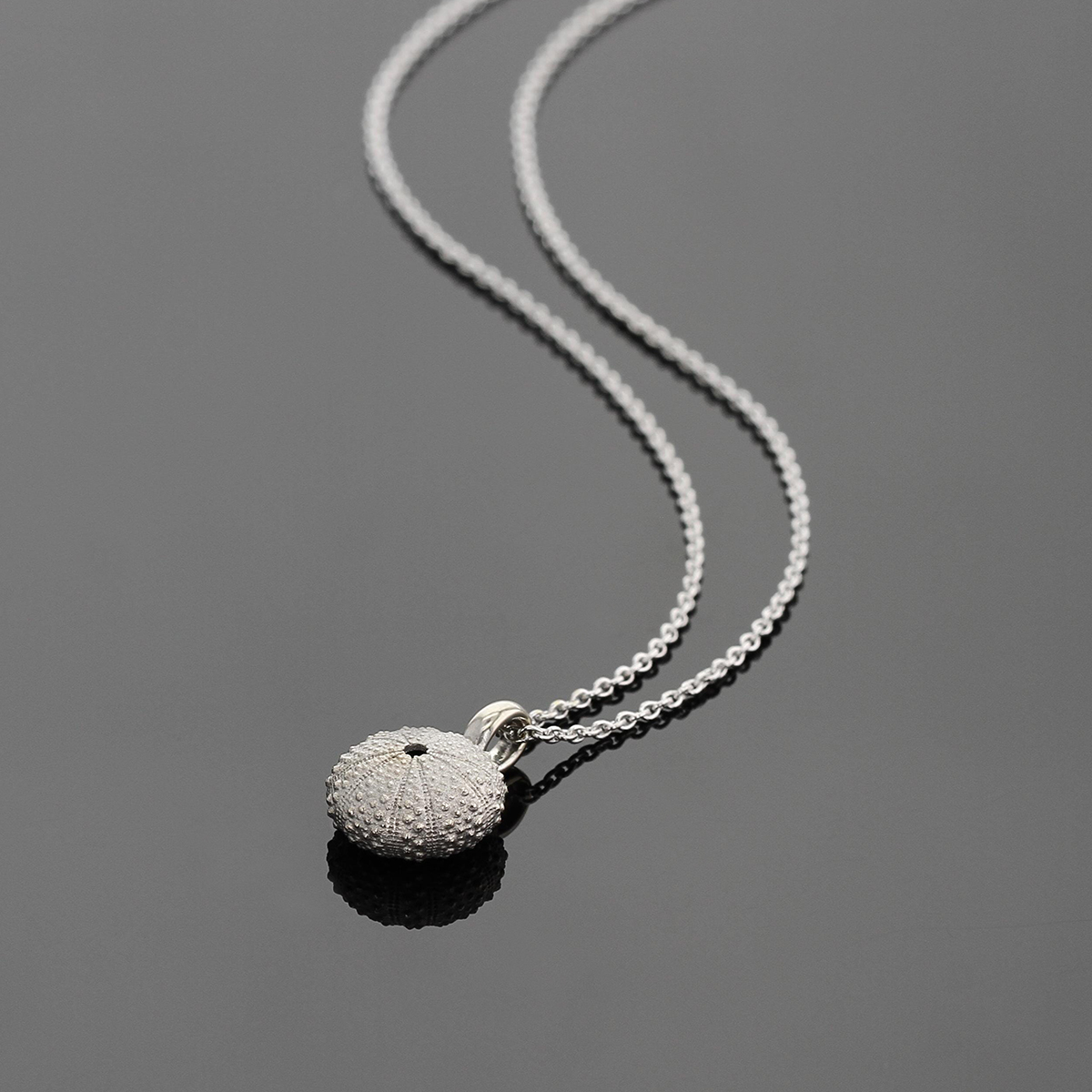 White gold sea urchin collier