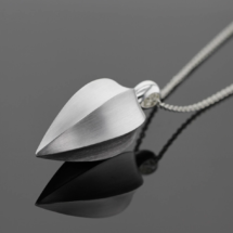 Modern sterling silver jewellery made in Mauritius