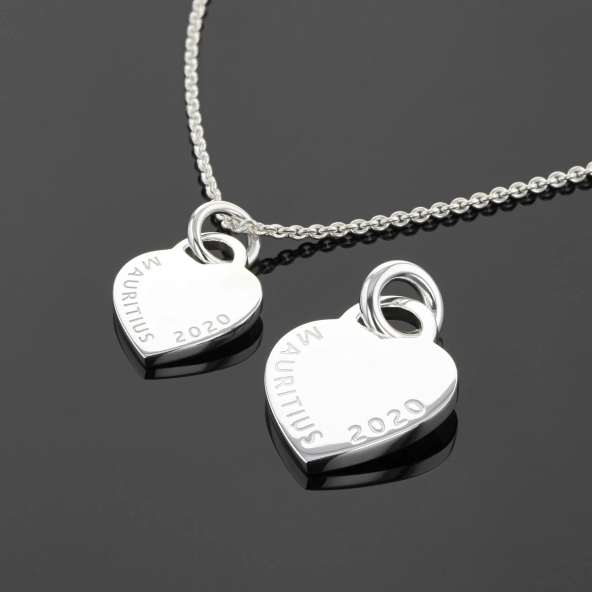 Heart pendant in silver with personalised engravings