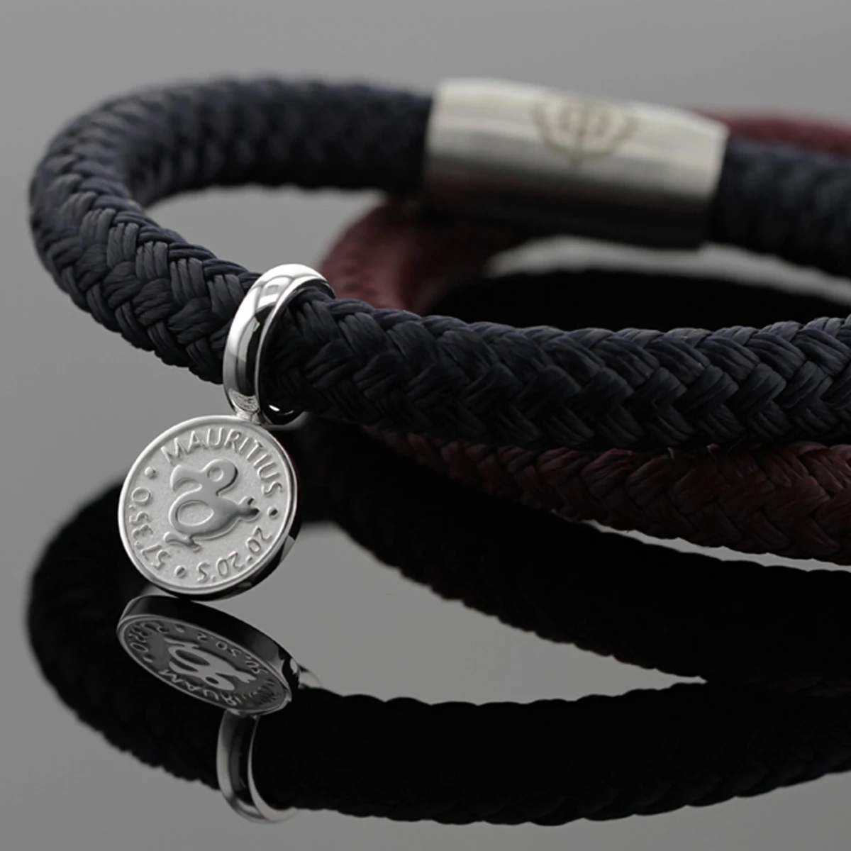 Maritime rope bracelet with a silver dodo charm