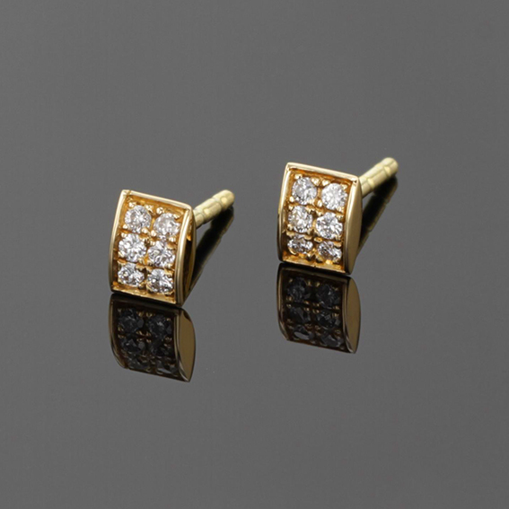 Yellow gold and diamond stud earrings