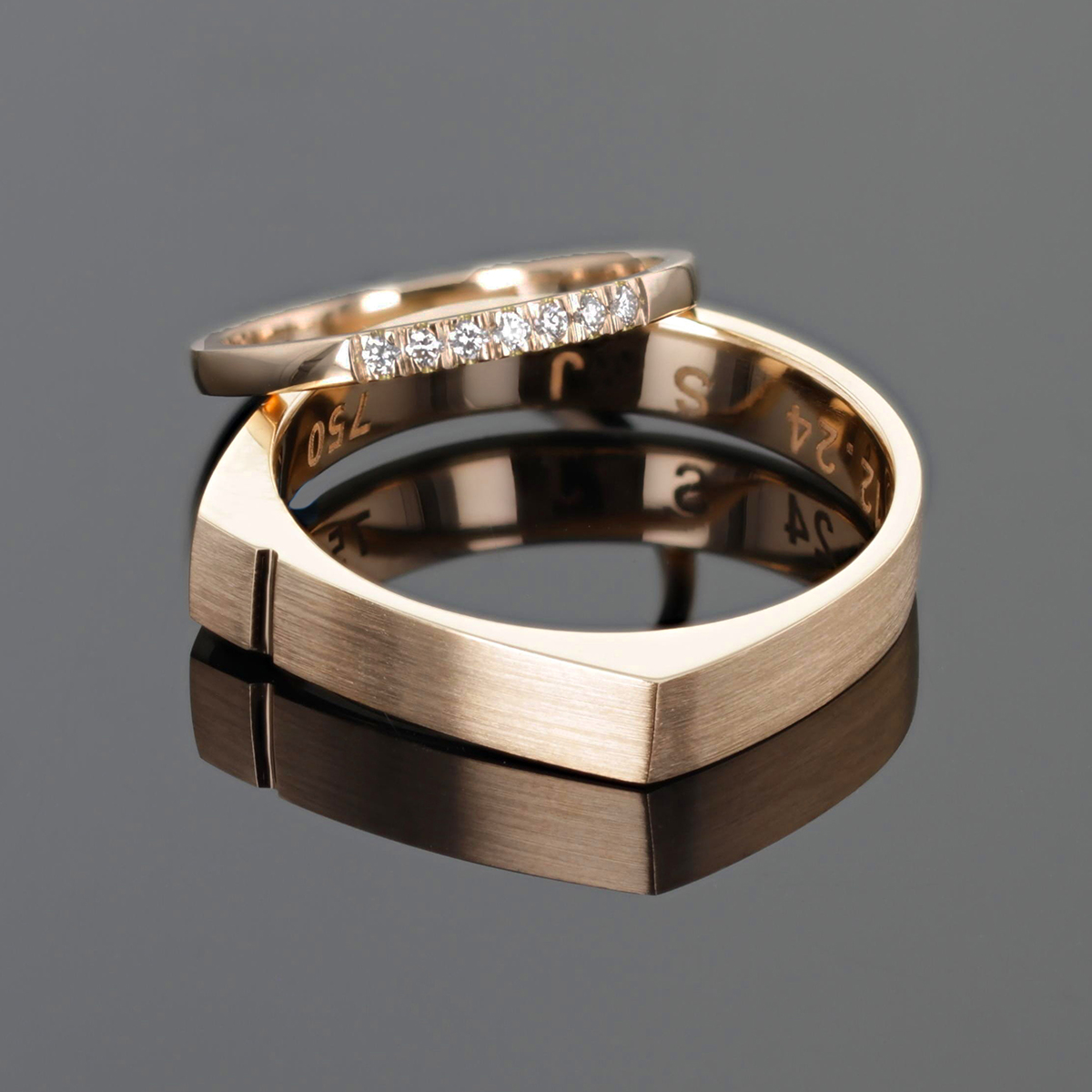 Signet and diamond wedding rings