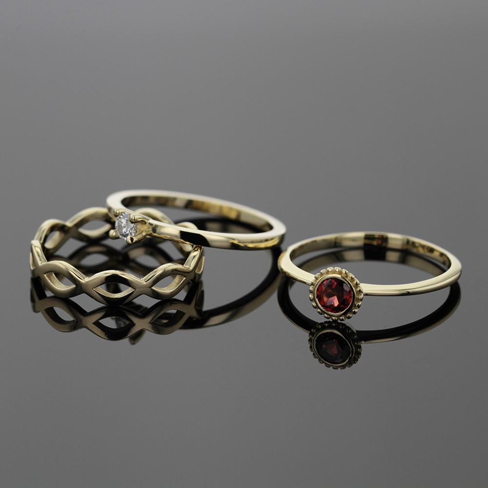 9ct yellow gold rings