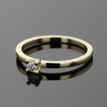9ct gold diamond ring