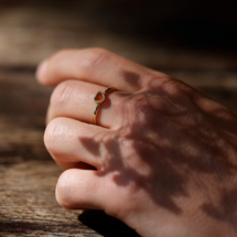 9ct yellow gold heart ring